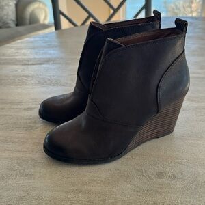 New lucky brand booties